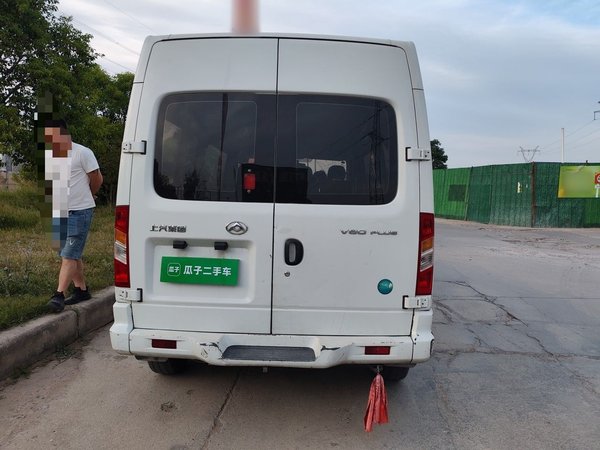 SAIC MAXUS Xintu V80 2019, 128800 км, за 8478 USD