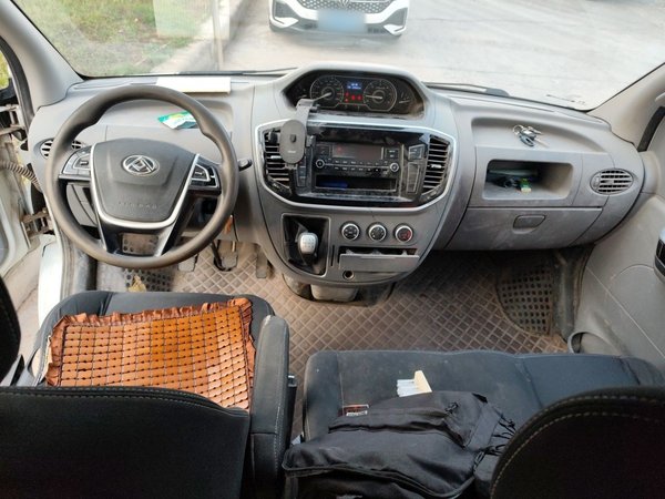 SAIC MAXUS Xintu V80 2019, 128800 км, за 8478 USD - фото 10