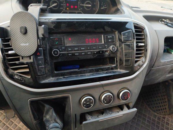 SAIC MAXUS Xintu V80 2019, 128800 км, за 8478 USD - фото 14