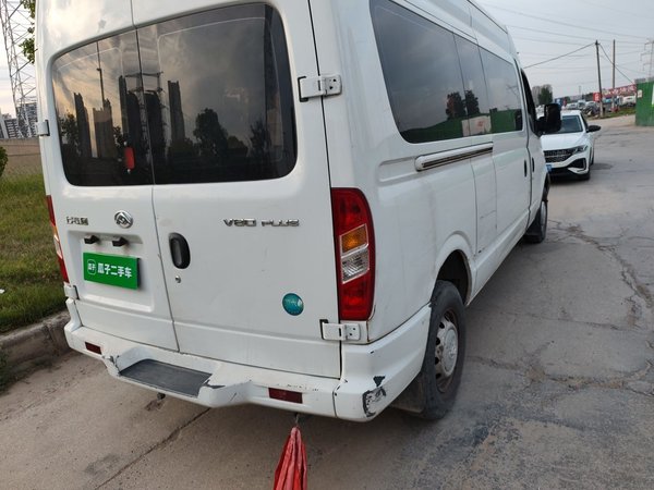 SAIC MAXUS Xintu V80 2019, 128800 км, за 8478 USD - фото 6
