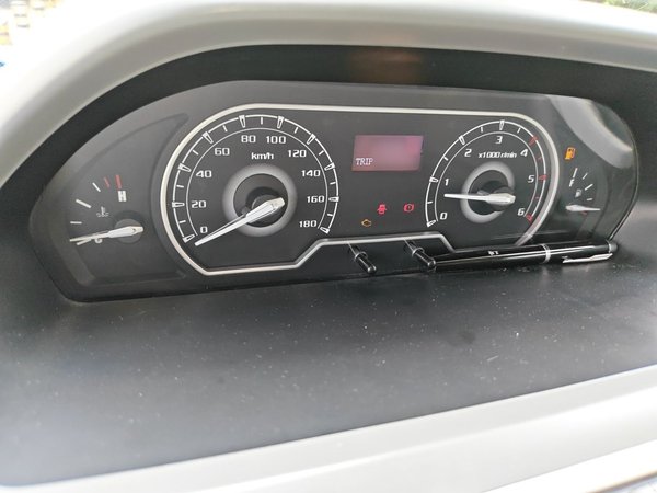 SAIC MAXUS Xintu V80 2021, 48600 км, за 12711 USD - фото 10