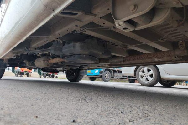 SAIC MAXUS Xintu V80 2023, 52800 км, за 11068 USD - фото 28