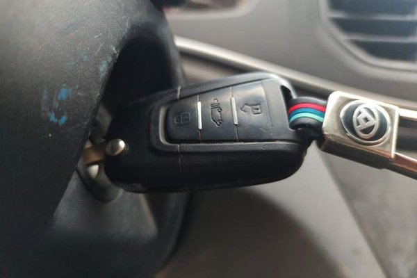 SAIC MAXUS Xintu V80 2023, 52800 км, за 11068 USD - фото 20