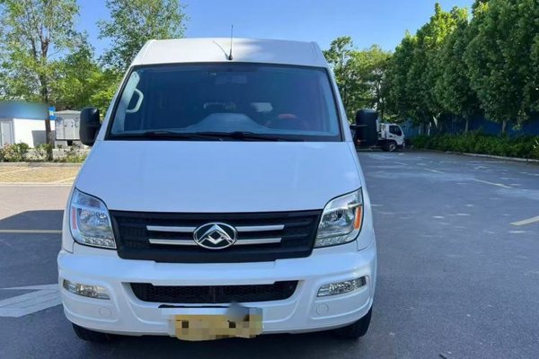 SAIC MAXUS Xintu V80 2023, 70700 км, за 12665 USD