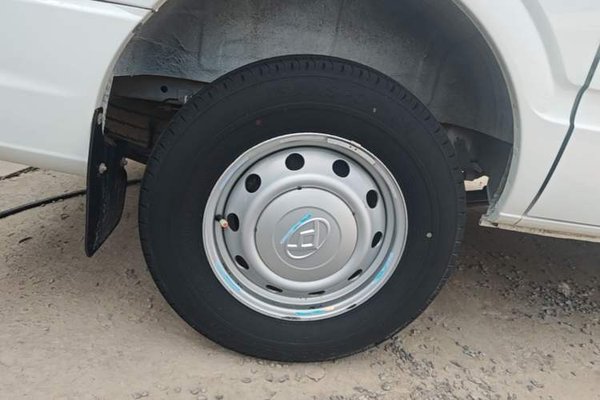 SAIC MAXUS Xintu V80 2023, 70700 км, за 12665 USD - фото 10