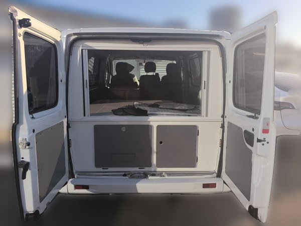 SAIC MAXUS Xintu V80 2024, 32300 км, за 11398 USD