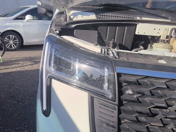SAIC MAXUS Xintu V80 2024, 32300 км, за 11398 USD - фото 10