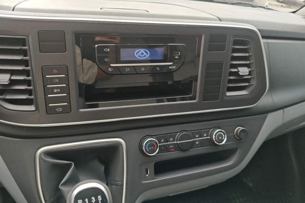 SAIC MAXUS Xintu V80 2025, 6899 км, за 15634 USD - фото 15