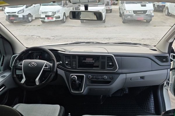 SAIC MAXUS Xintu V80 2025, 6899 км, за 15634 USD - фото 12