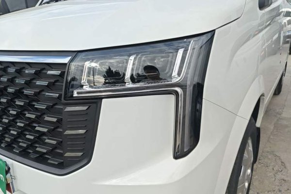 SAIC MAXUS Xintu V80 2025, 6899 км, за 15634 USD - фото 8