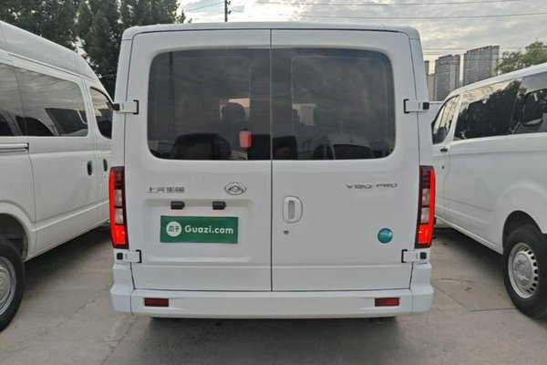 SAIC MAXUS Xintu V80 2025, 6899 км, за 15634 USD