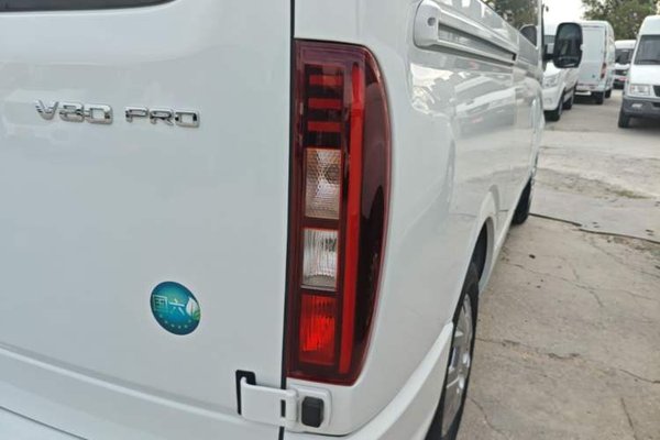 SAIC MAXUS Xintu V80 2025, 6899 км, за 15634 USD - фото 9