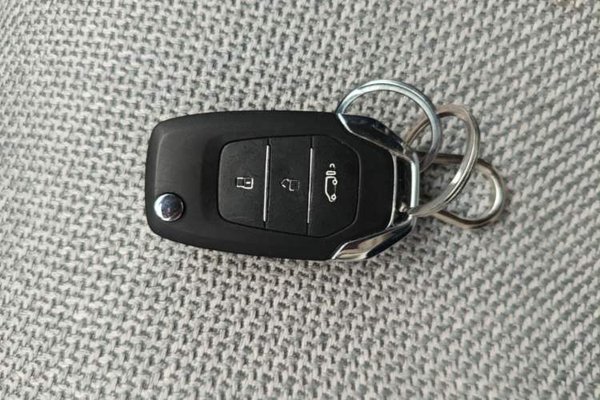 SAIC MAXUS Xintu V80 2025, 6899 км, за 15634 USD - фото 23