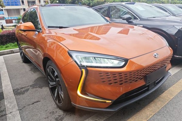 SERES SF5 2020, 118200 км, за 10489 USD