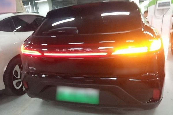 SERES SF5 2021, 40400 км, за 11946 USD