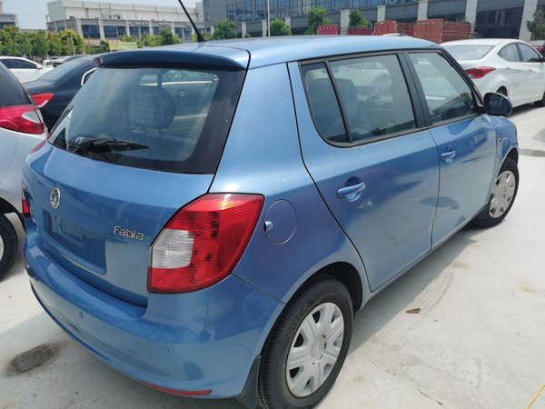 Skoda Fabia 2012, 72200 км, за 3995 USD - фото 6