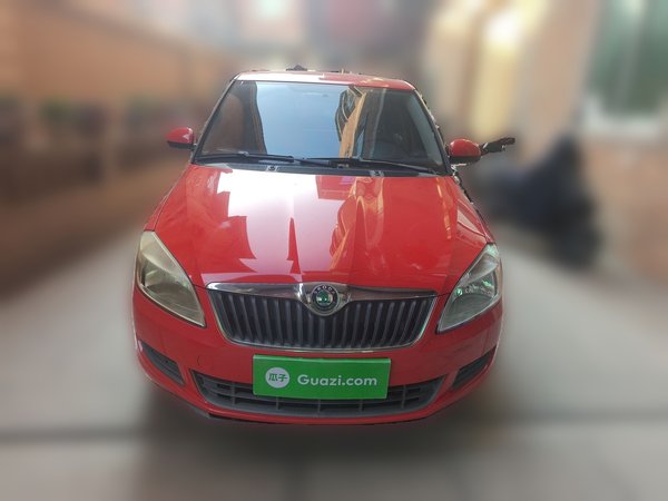 Skoda Fabia 2012, 117600 км, за 2886 USD