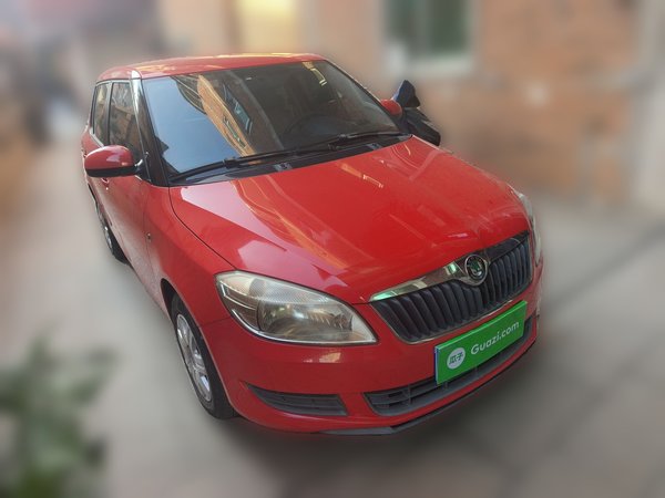 Skoda Fabia 2012, 117600 км, за 2886 USD