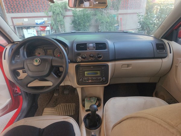 Skoda Fabia 2012, 117600 км, за 2886 USD - фото 10