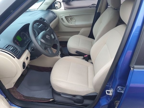 Skoda Fabia 2014, 90700 км, за 4443 USD - фото 7