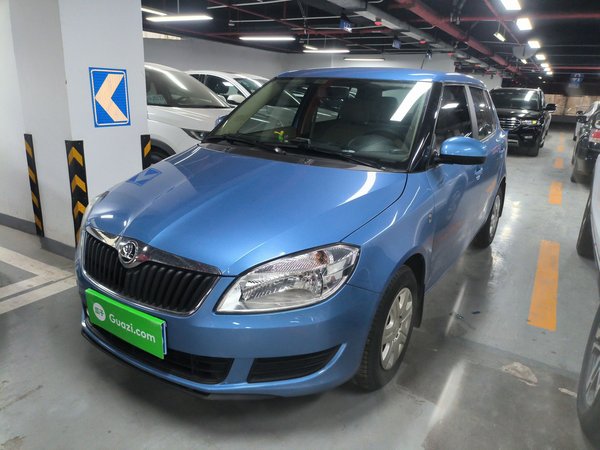 Skoda Fabia 2014, 96700 км, за 4328 USD