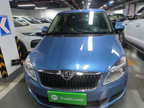 Skoda Fabia 2014, 96700 км, за 4328 USD