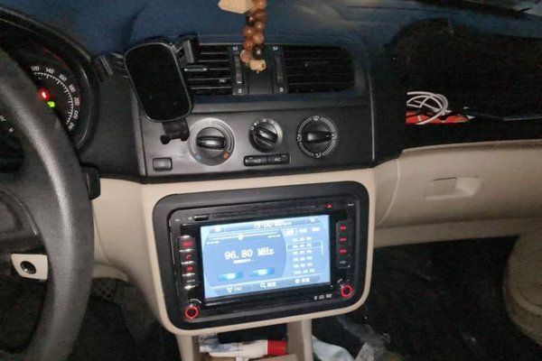 Skoda Fabia 2014, 99100 км, за 3357 USD - фото 14