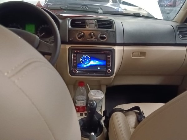 Skoda Fabia 2014, 100800 км, за 3538 USD - фото 14