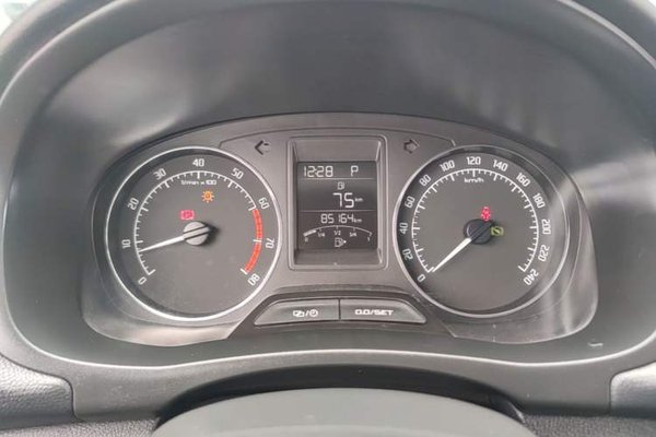 Skoda Fabia 2014, 85200 км, за 4872 USD - фото 12