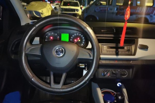Skoda Fabia 2015, 36000 км, за 4190 USD - фото 11