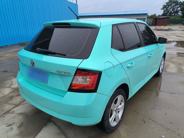 Skoda Fabia 2015, 88200 км, за 4930 USD - фото 6