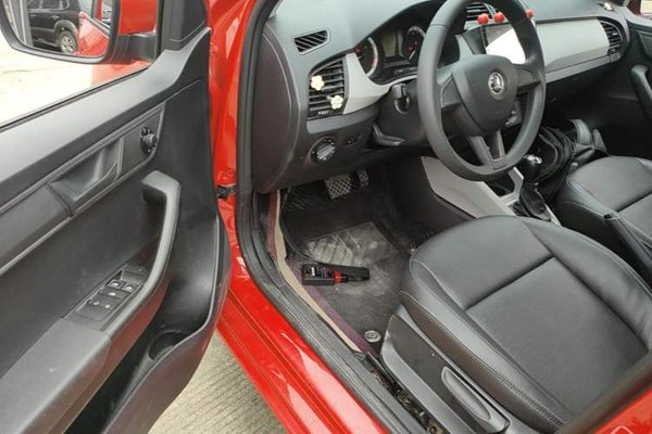 Skoda Fabia 2017, за 6746 USD - фото 19