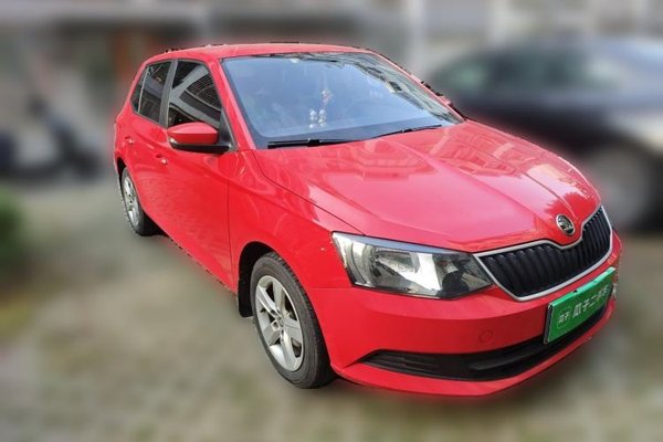 Skoda Fabia 2017, 96000 км, за 4353 USD