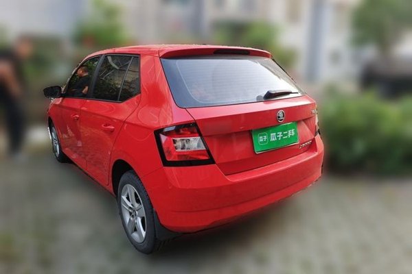 Skoda Fabia 2017, 96000 км, за 4353 USD