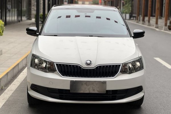 Skoda Fabia 2017, 15200 км, за 7482 USD