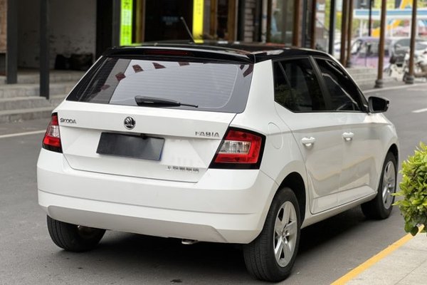 Skoda Fabia 2017, 15200 км, за 7482 USD - фото 7