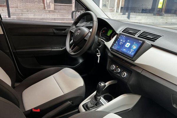 Skoda Fabia 2017, 15200 км, за 7482 USD - фото 16