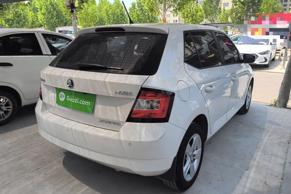 Skoda Fabia 2017, 58600 км, за 6381 USD - фото 6