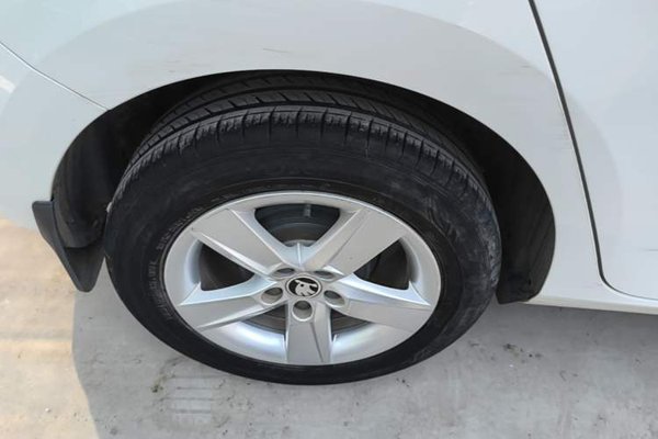 Skoda Fabia 2017, 58600 км, за 6381 USD - фото 10