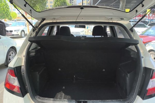 Skoda Fabia 2017, 58600 км, за 6381 USD - фото 22