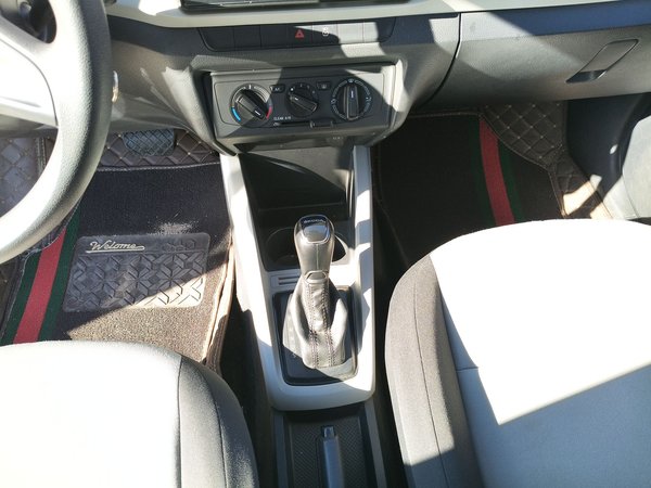 Skoda Fabia 2017, 94300 км, за 6576 USD - фото 15