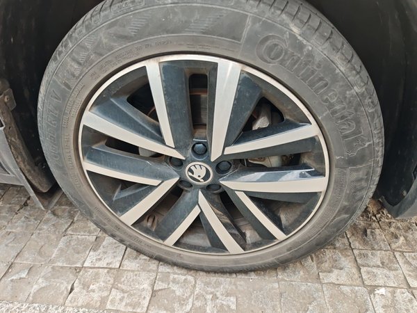 Skoda Kamiq 2018, 57000 км, за 7766 USD