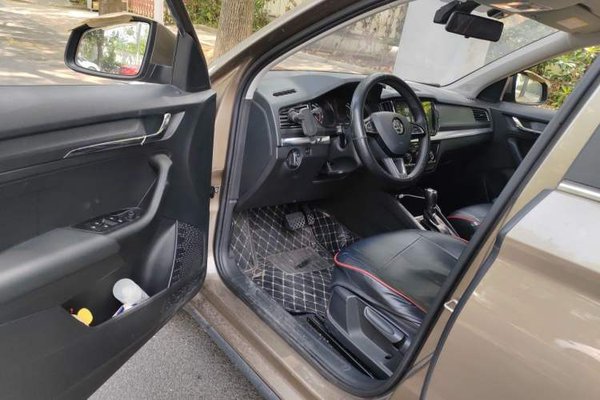 Skoda Kamiq 2020, 82700 км, за 9128 USD - фото 19