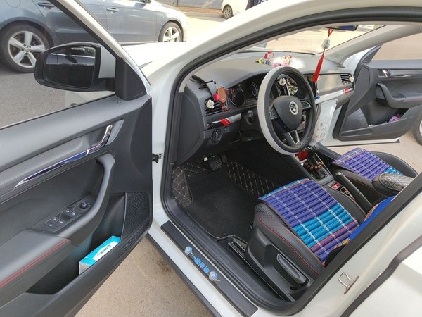 Skoda Kamiq 2021, 13700 км, за 14775 USD - фото 13