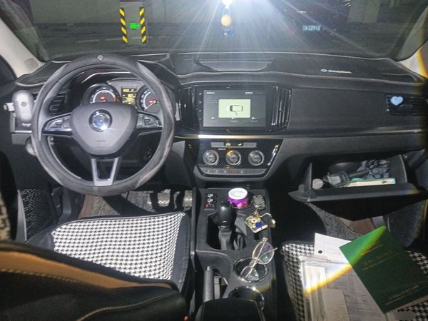 Skoda Kamiq 2023, 46900 км, за 12592 USD - фото 10