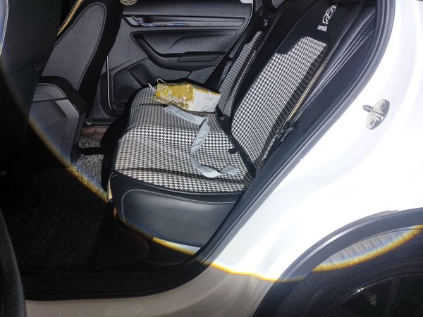 Skoda Kamiq 2023, 46900 км, за 12592 USD - фото 18