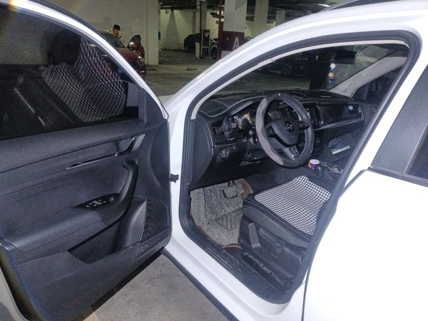 Skoda Kamiq 2023, 46900 км, за 12592 USD - фото 17