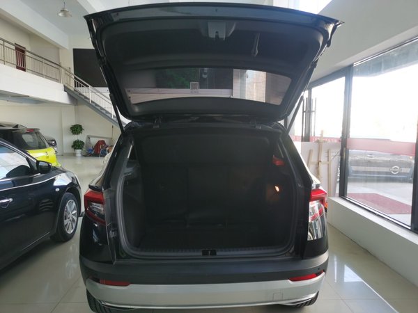 Skoda Karoq 2021, 34900 км, за 12454 USD - фото 18