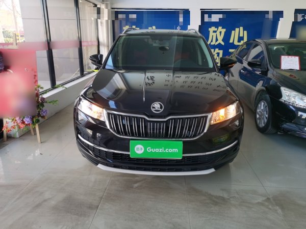 Skoda Karoq 2021 TSI280 Luxury Edition, 2021 года