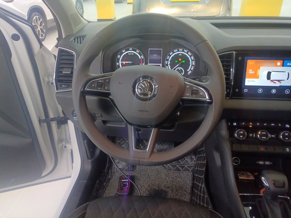 Skoda Karoq 2021, 51500 км, за 11320 USD - фото 12